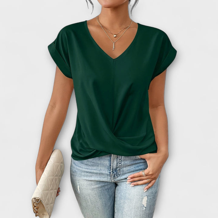 Noémie | Flattering Everyday V-Neck Top