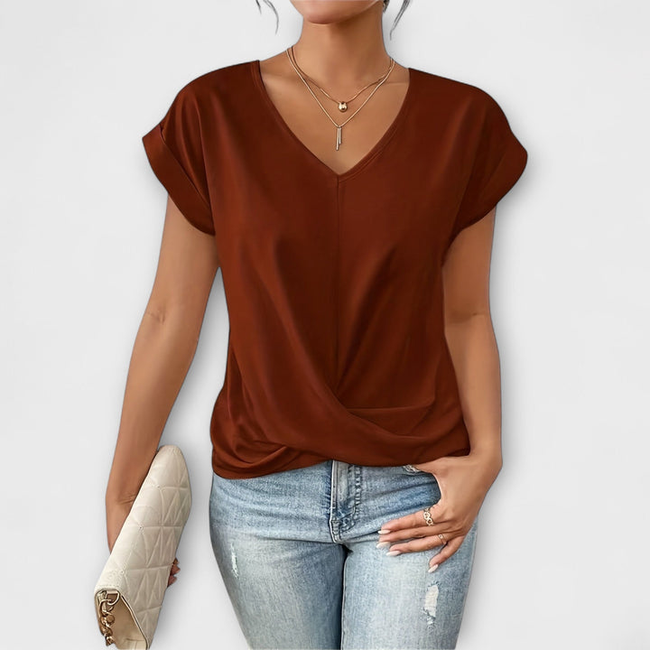 Noémie | Flattering Everyday V-Neck Top