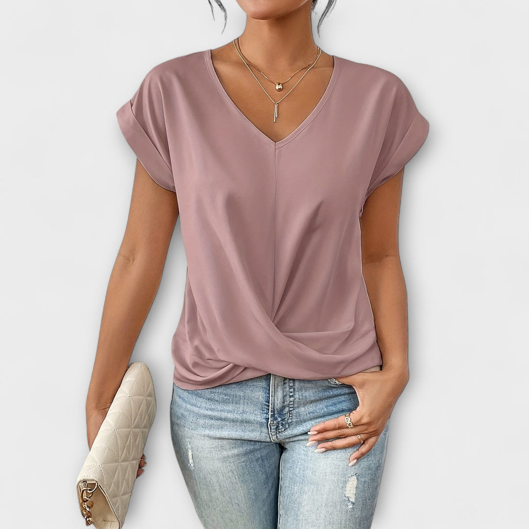 Noémie | Flattering Everyday V-Neck Top