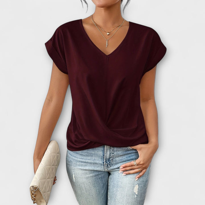 Noémie | Flattering Everyday V-Neck Top