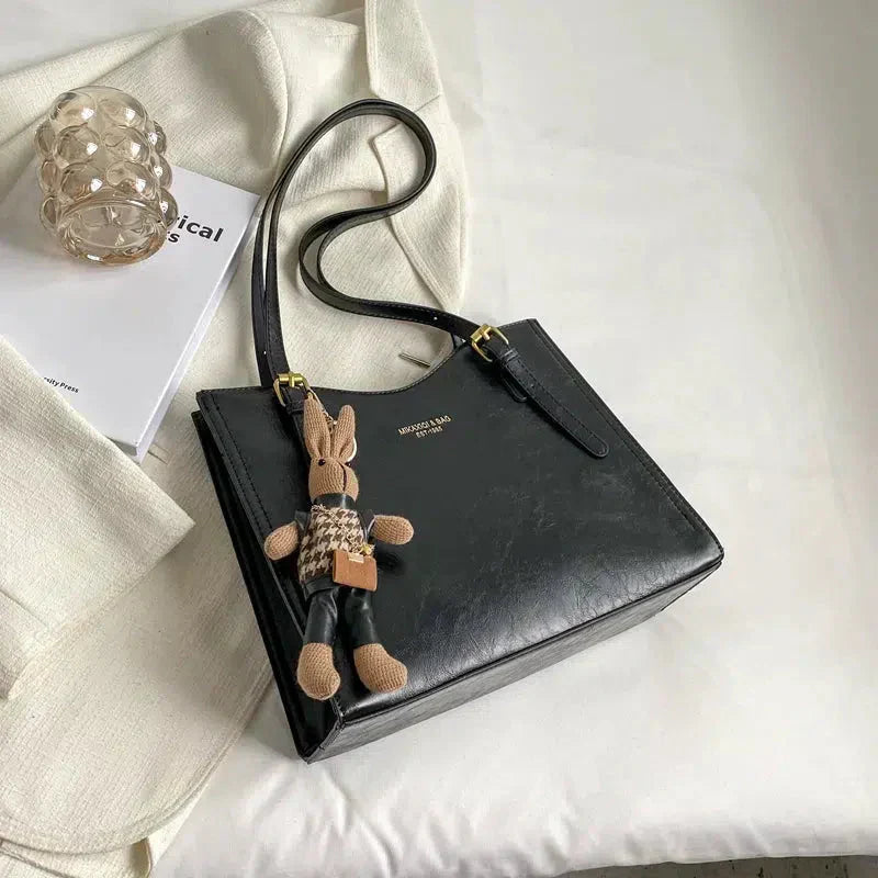 Jeanne Elegant Shoulder Tote Bag